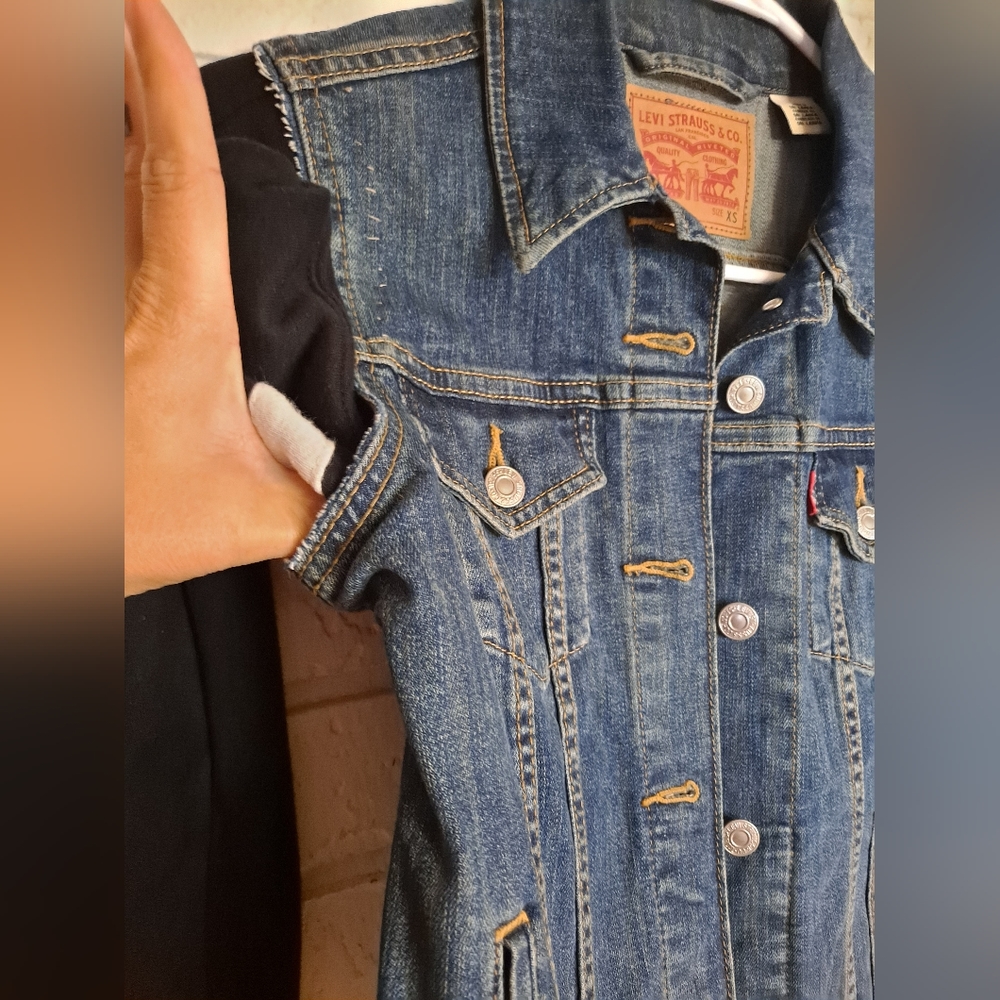 Artesian Levi's vest with sleeves attached - Picture 5 of 10